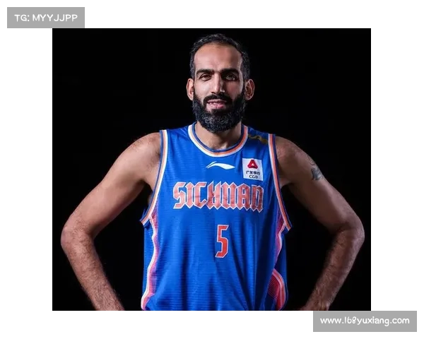 哈达迪坚持不退役背后原因揭秘 勇敢追梦与篮球热爱始终不渝